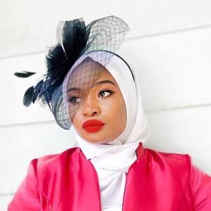 Meet your Posher, Hadjia nadia